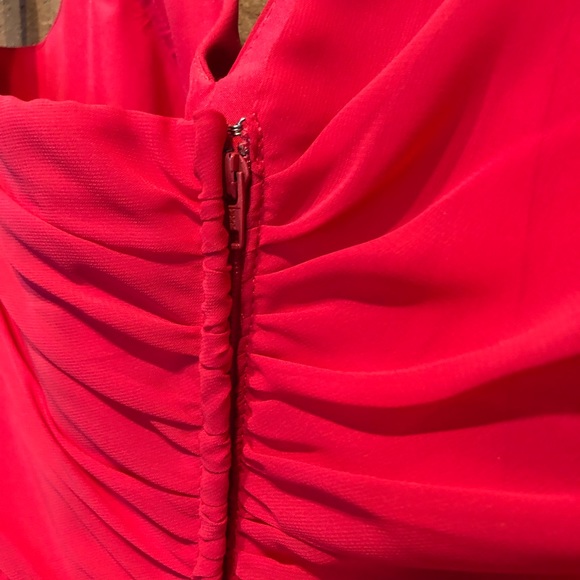 Alfred Angelo knee-length one-shoulder fuschia dress size 6 - Picture 9 of 14